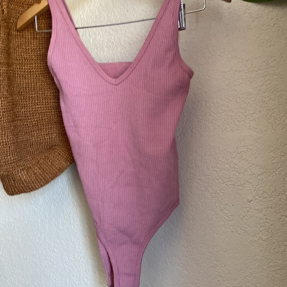 Aura Stretch Bodysuit - Ribbed Pink - Picture 4 of 6